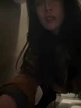 yourkeer live sex cam