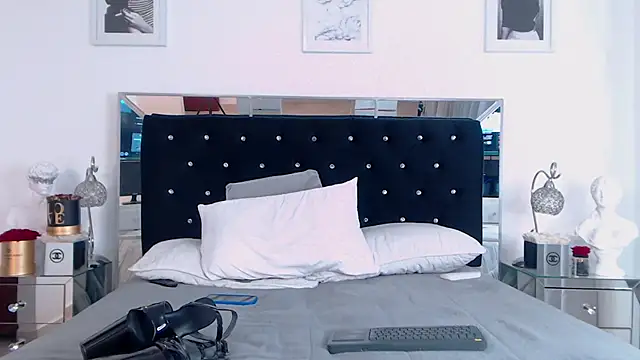 ZikaruRichie live sex cam