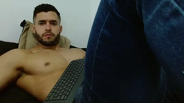 Noah_jhonsonn live sex cam