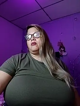 EllisW8 live sex cam