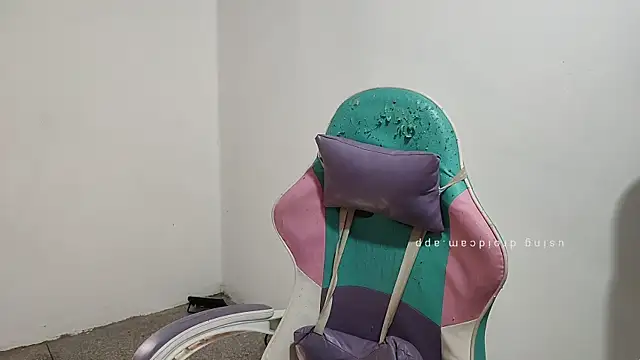 WandaDoll live sex cam