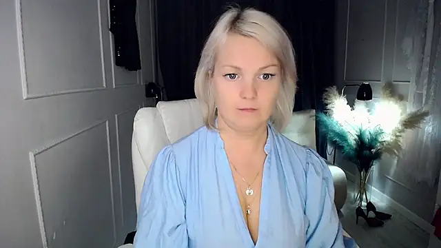 Juarnea live sex cam