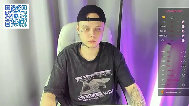 MettBliss live sex cam