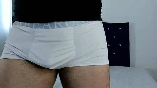 LoganRyder live sex cam