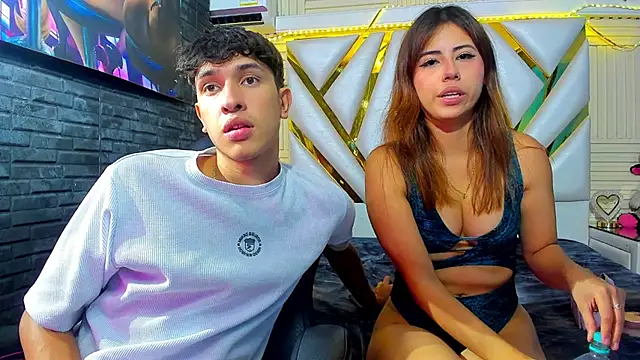 ChanellandMax live sex cam