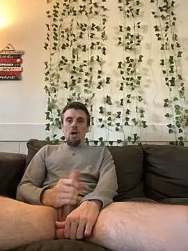 alwayshorny90 live sex cam