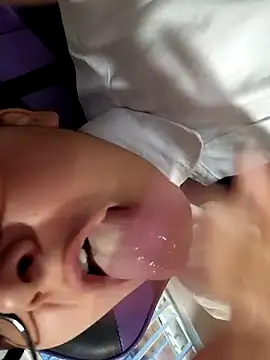 Cute_Penelope live sex cam