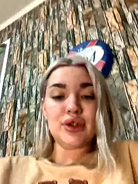 Sextazy live sex cam