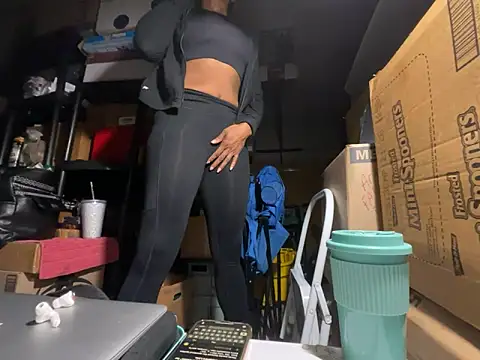 wynterheat live sex cam