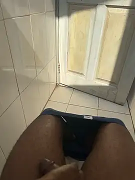 Black-mamba-madingo live sex cam