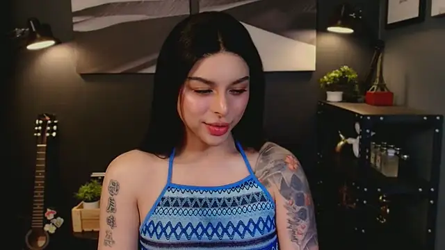 callmeLUNA live sex cam