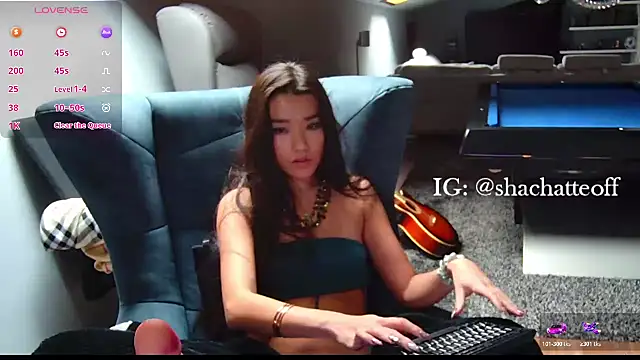 shachatteof live sex cam