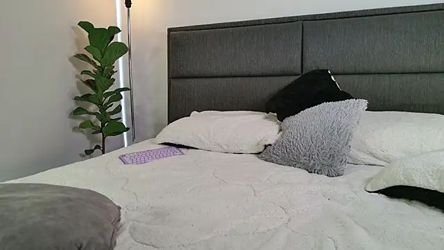 lady_ni_ live sex cam