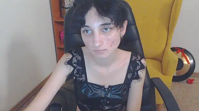 Marri-Stella live sex cam