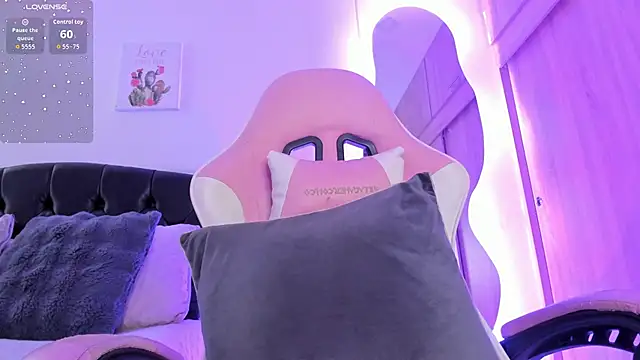 Amaranthaa1 live sex cam