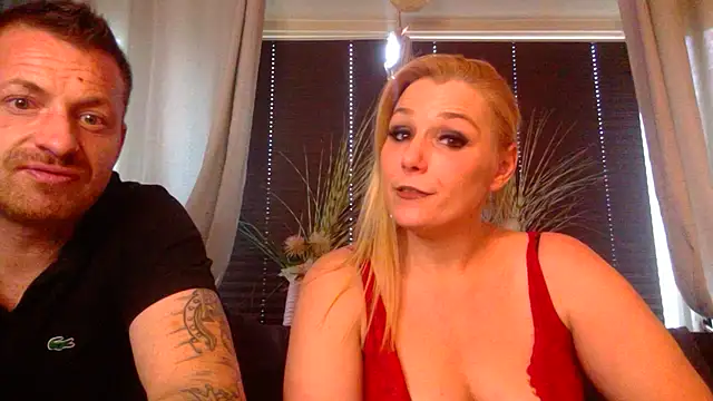 DevilsAngel13 live sex cam