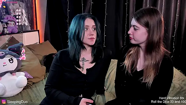 SleepingDuo live sex cam