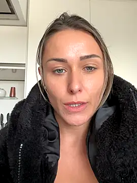 petrouchkaaa_ live sex cam