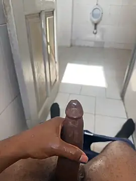 Black-mamba-madingo live sex cam