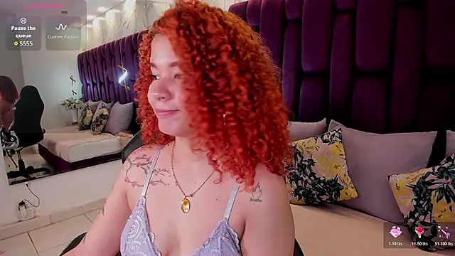 avrilwaynee live sex cam