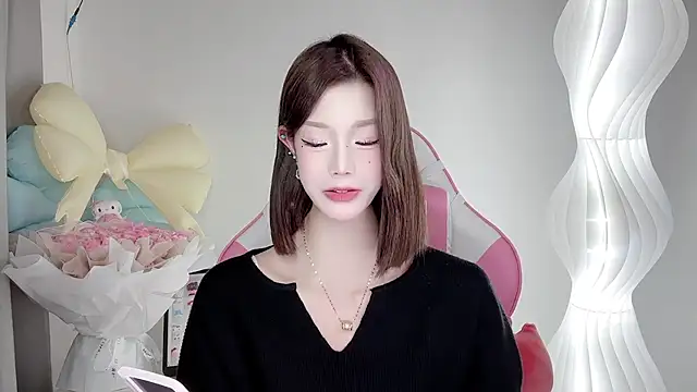 only1guo live sex cam