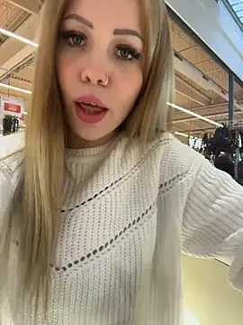 KittyMissyX live sex cam