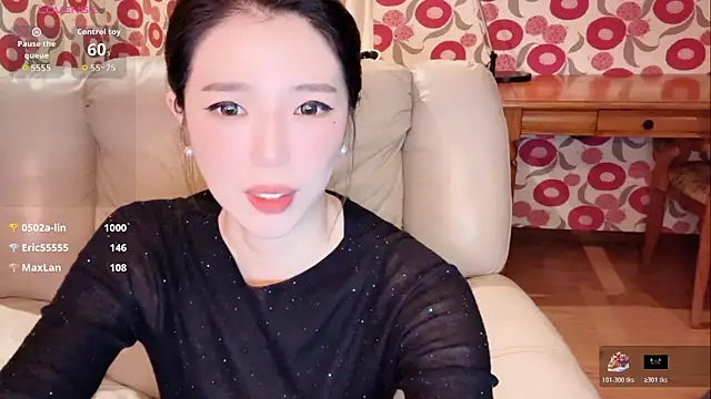 Agelin- live sex cam