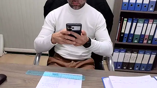 Evasionee live sex cam