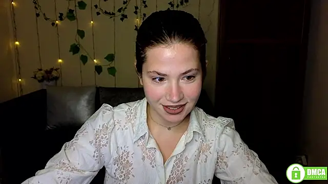 Alicia_redfollow live sex cam