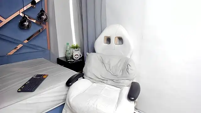 Lucii_fer_ live sex cam