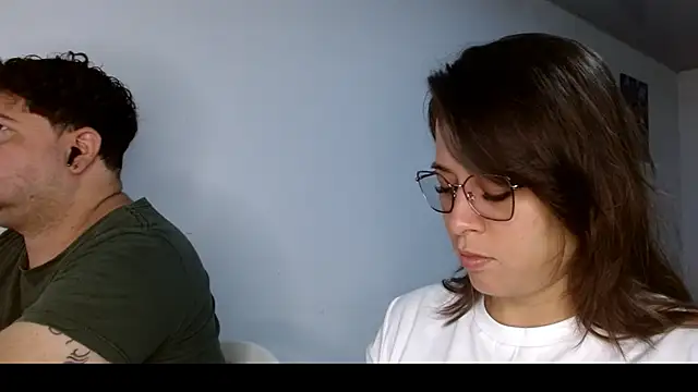 Paloma_Desire live sex cam