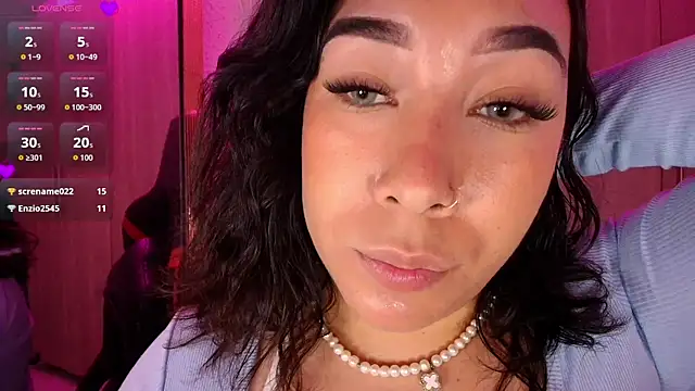 leahtemptation3 live sex cam