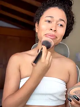 GabriSaenz live sex cam