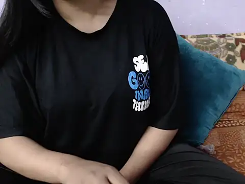 Freya_nia live sex cam