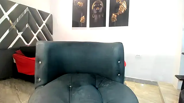 naomiwildburn live sex cam