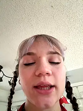 Cutiepiespanks live sex cam