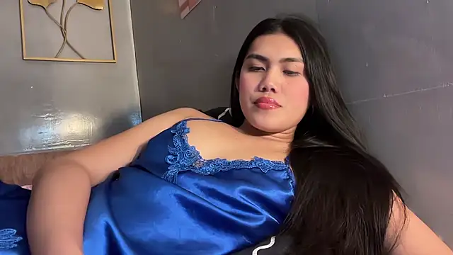 Delicate_Savannah live sex cam