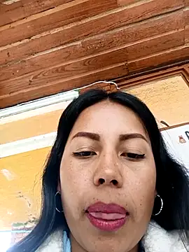 _andrea30 live sex cam