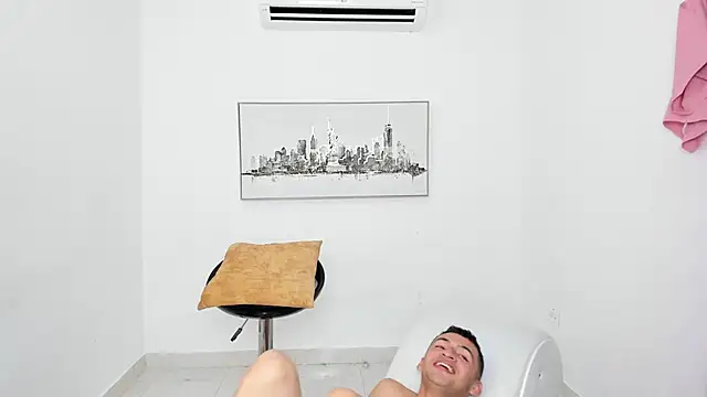 YouBratty2 live sex cam