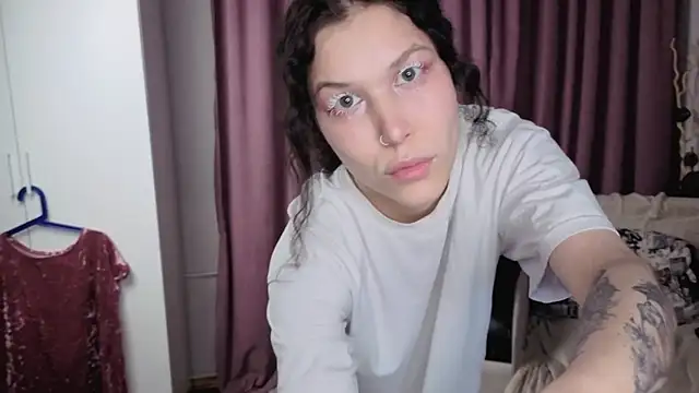 TerrieHerimann live sex cam