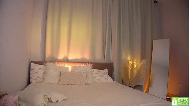 white_godness live sex cam