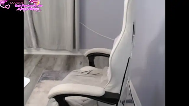 BellaStar84 live sex cam