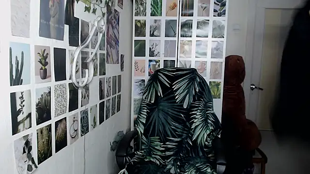 CapriScorpion live sex cam