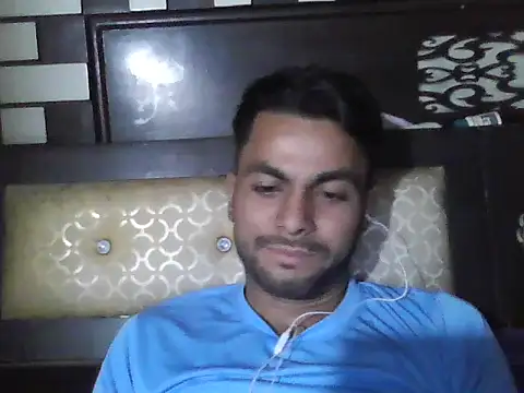 Stubborndesiboy live sex cam