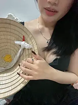 Sunny_babyy live sex cam