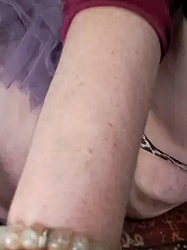 GypsyEsmeralda live sex cam