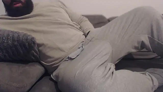 hugemachohandsome live sex cam