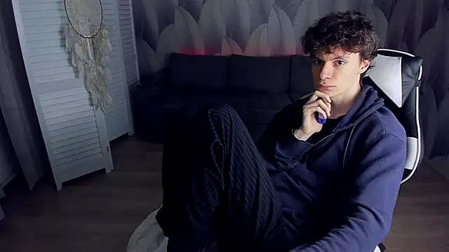 Edvard_Blare live sex cam