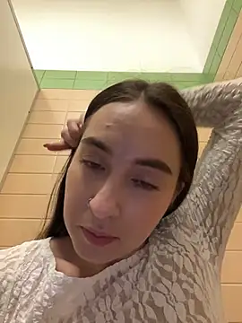 Holly_Play live sex cam