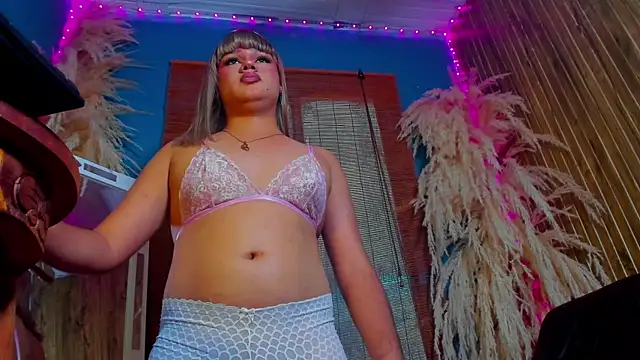 Tiffany_deluxe live sex cam